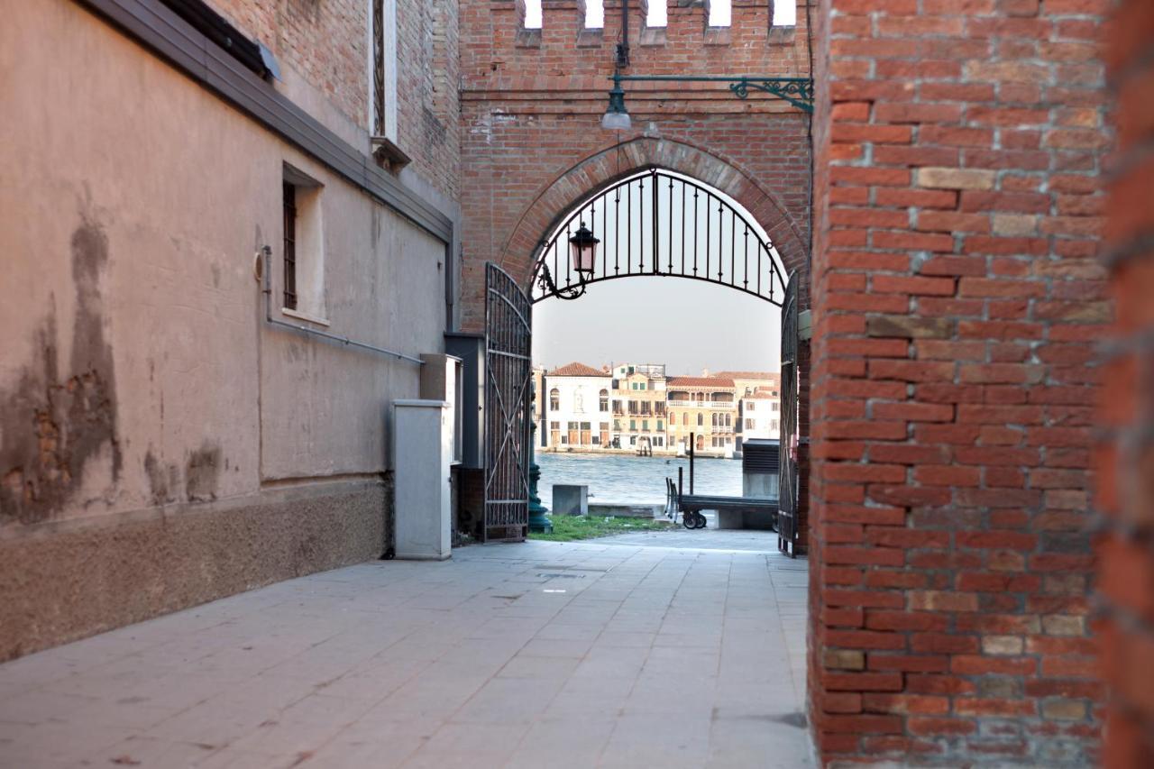 Stella Marina 1 Apartment Venesia Bagian luar foto