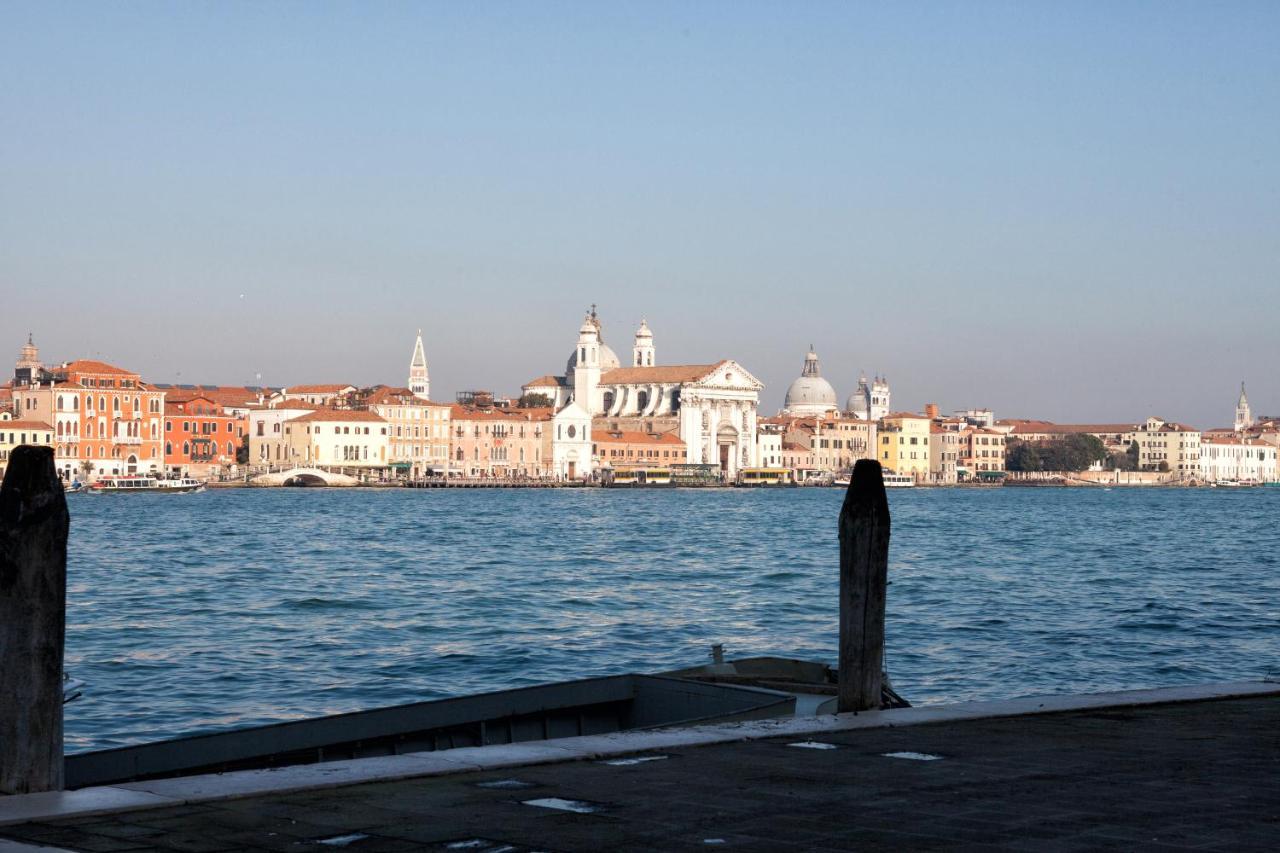Stella Marina 1 Apartment Venesia Bagian luar foto